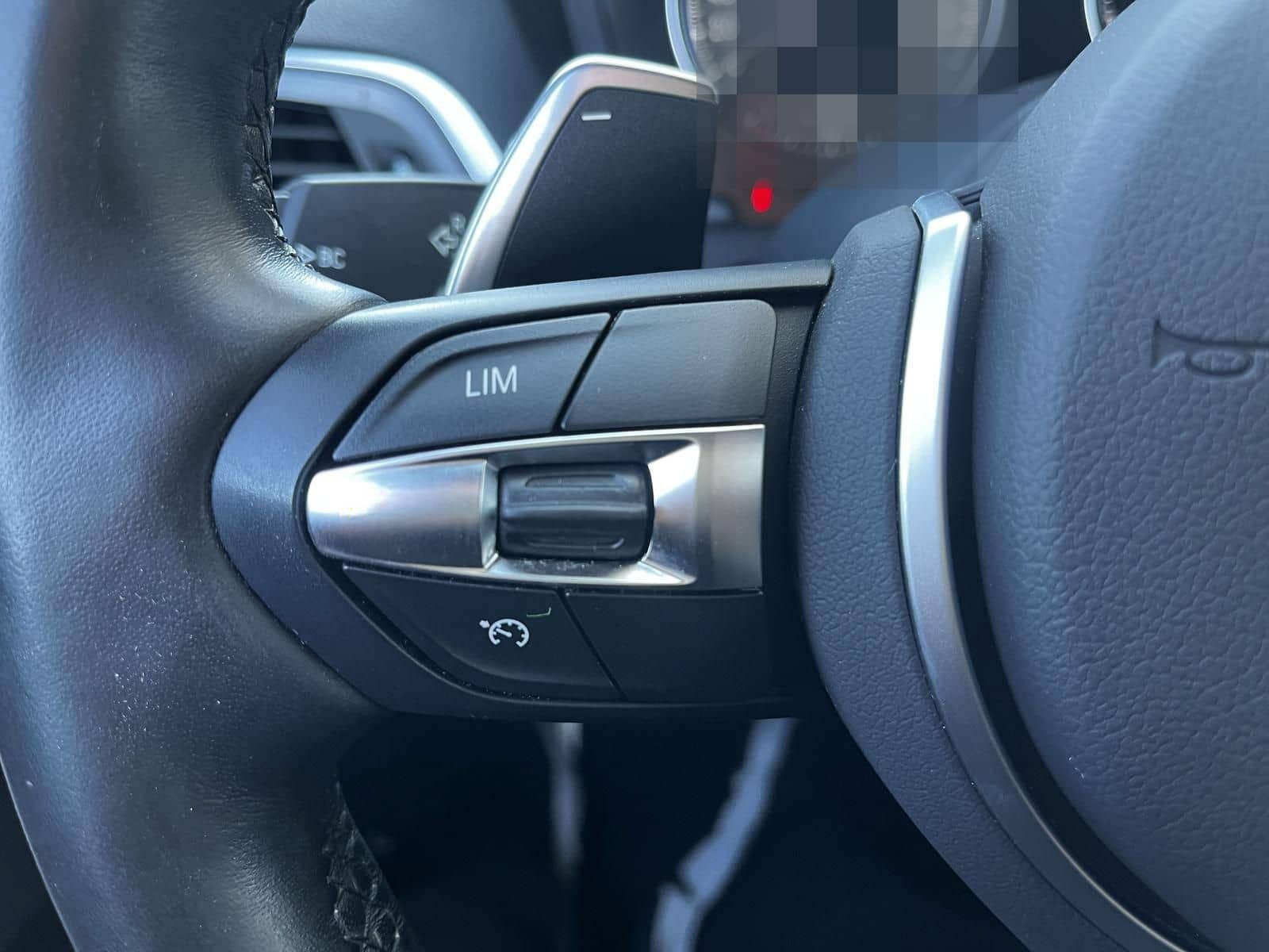 BMW 120 d Edition M Sport Shadow Metallic foto 18