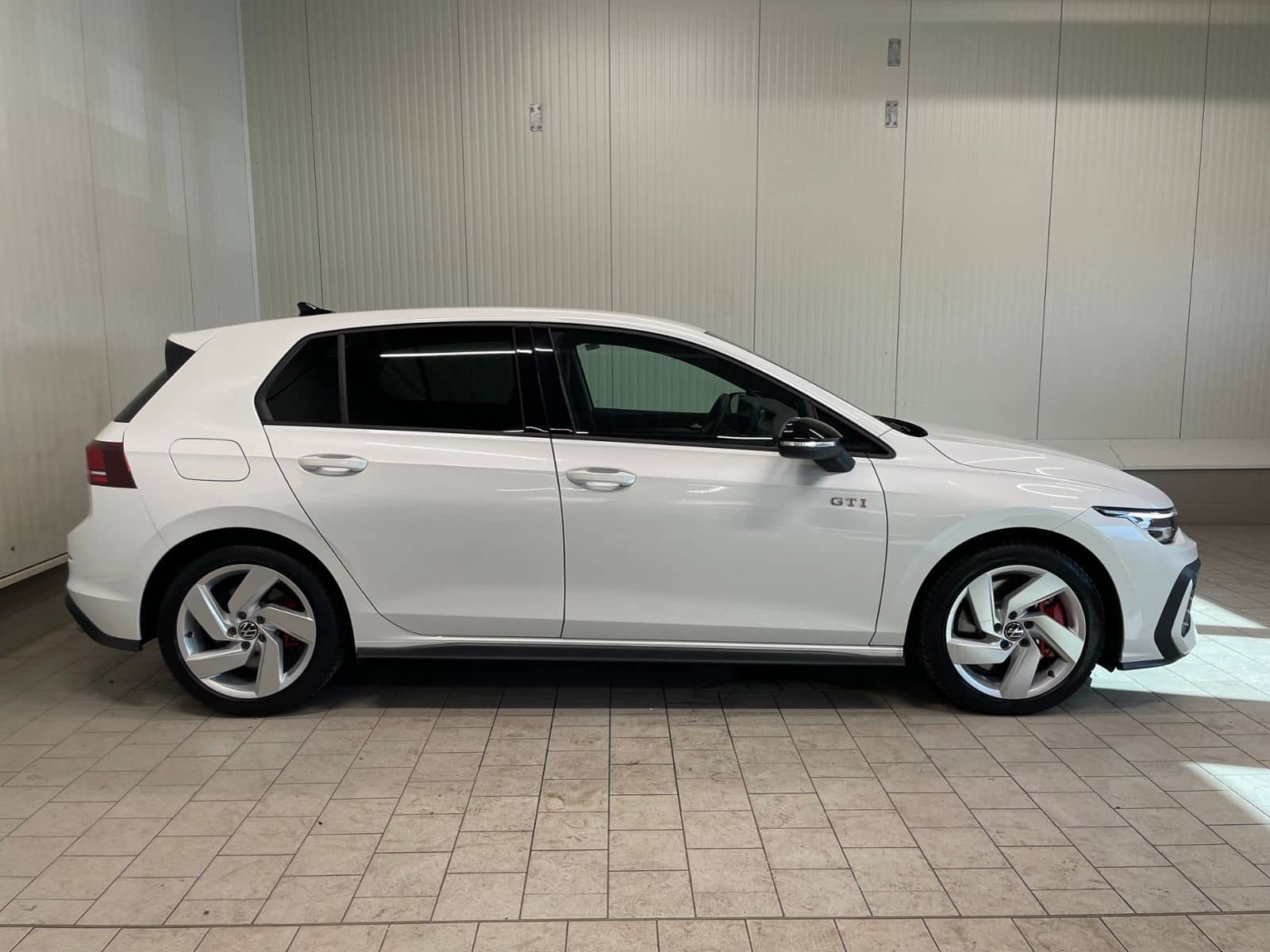 Volkswagen Golf VIII GTI 2.0 TSI DSG NAVI LED-PLUS SOUNDSYS foto 7