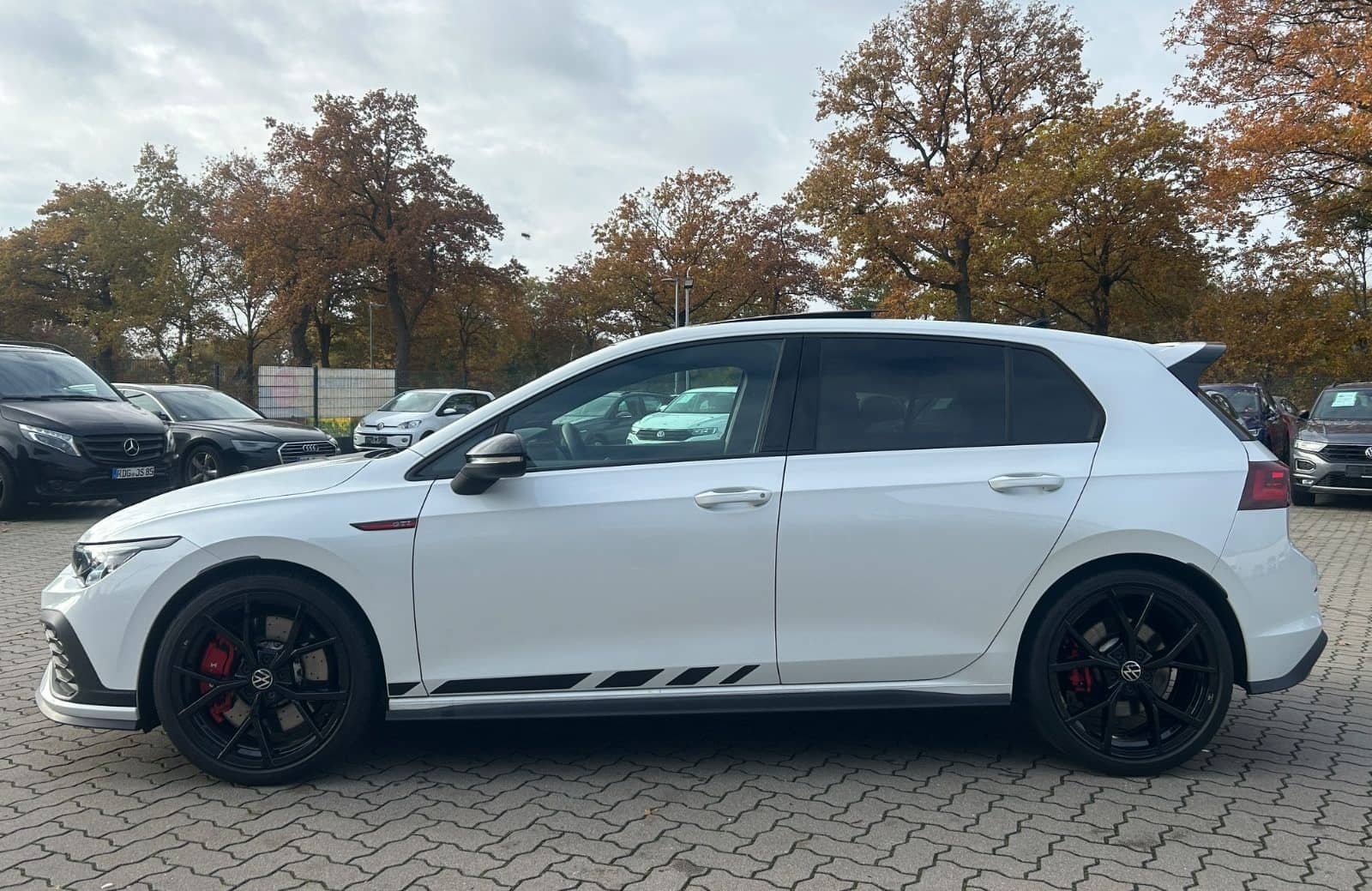Volkswagen Golf GTI Clubsport °Pano°H&K°HUP°IQ°R-Kamera° foto 5