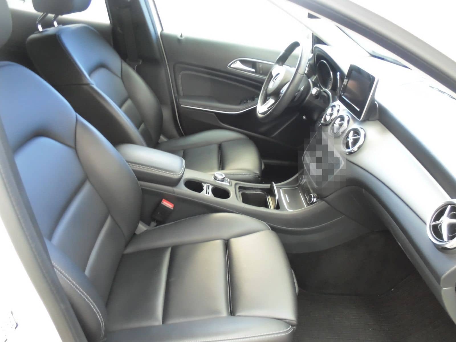 Mercedes-Benz GLA 180 Urban Kamera LED Navi Sitzh foto 7