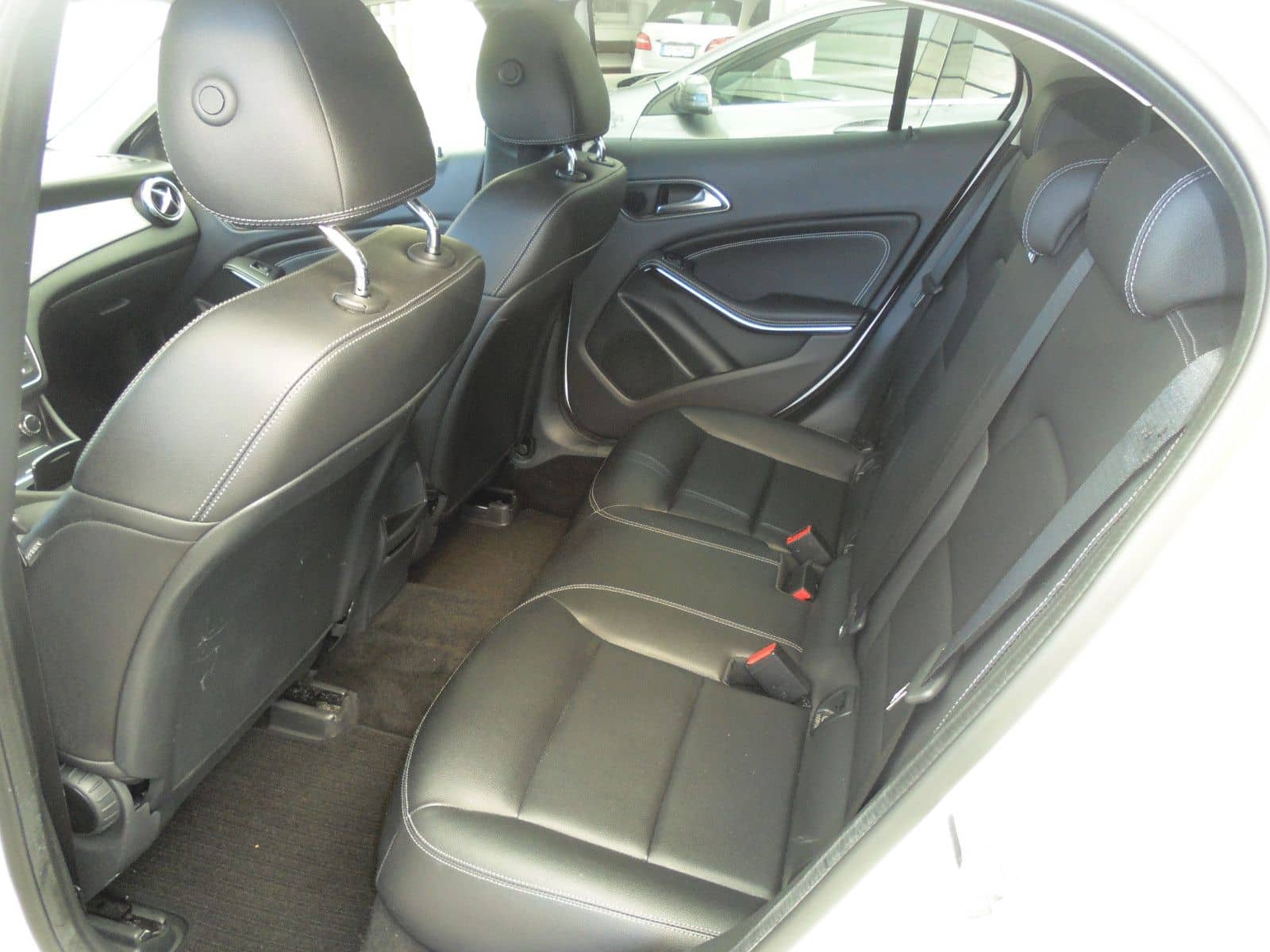 Mercedes-Benz GLA 180 Urban Kamera LED Navi Sitzh foto 10