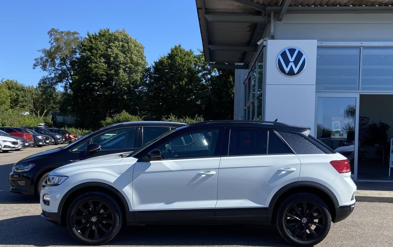 Volkswagen T-Roc 1.5 TSI BLACK-STYLE NAVI+PANORAMA+18"+SHZ+ foto 2