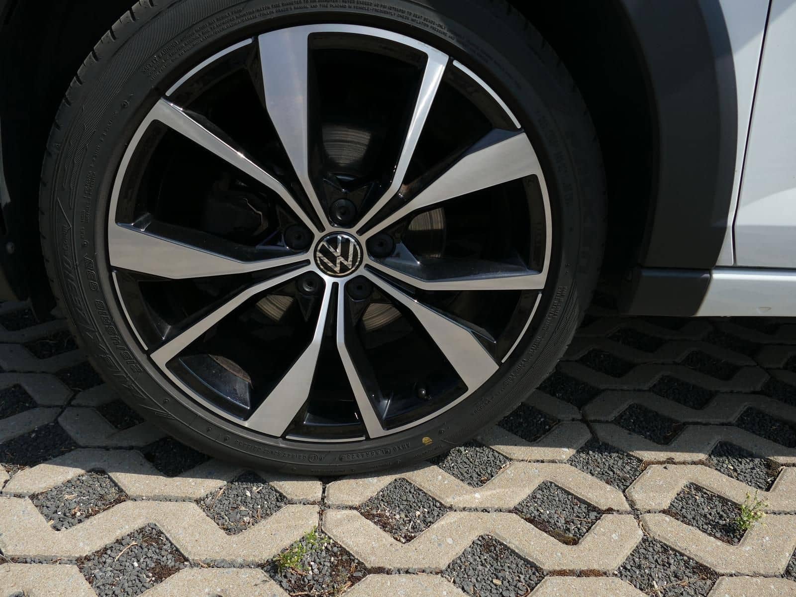 Volkswagen Taigo 1.5 TSI ACT R-Line DSG *Frühlings-ANGEBOT* foto 9