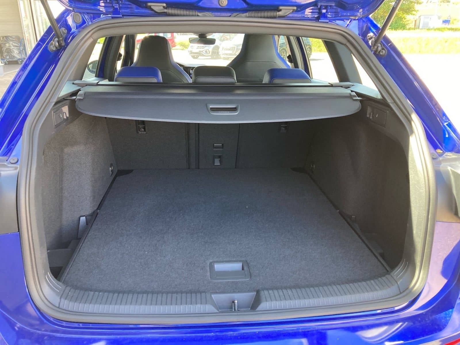 Volkswagen Golf III Variant R 4Motion 2.0TSI IQ.Light.NAV.D foto 8