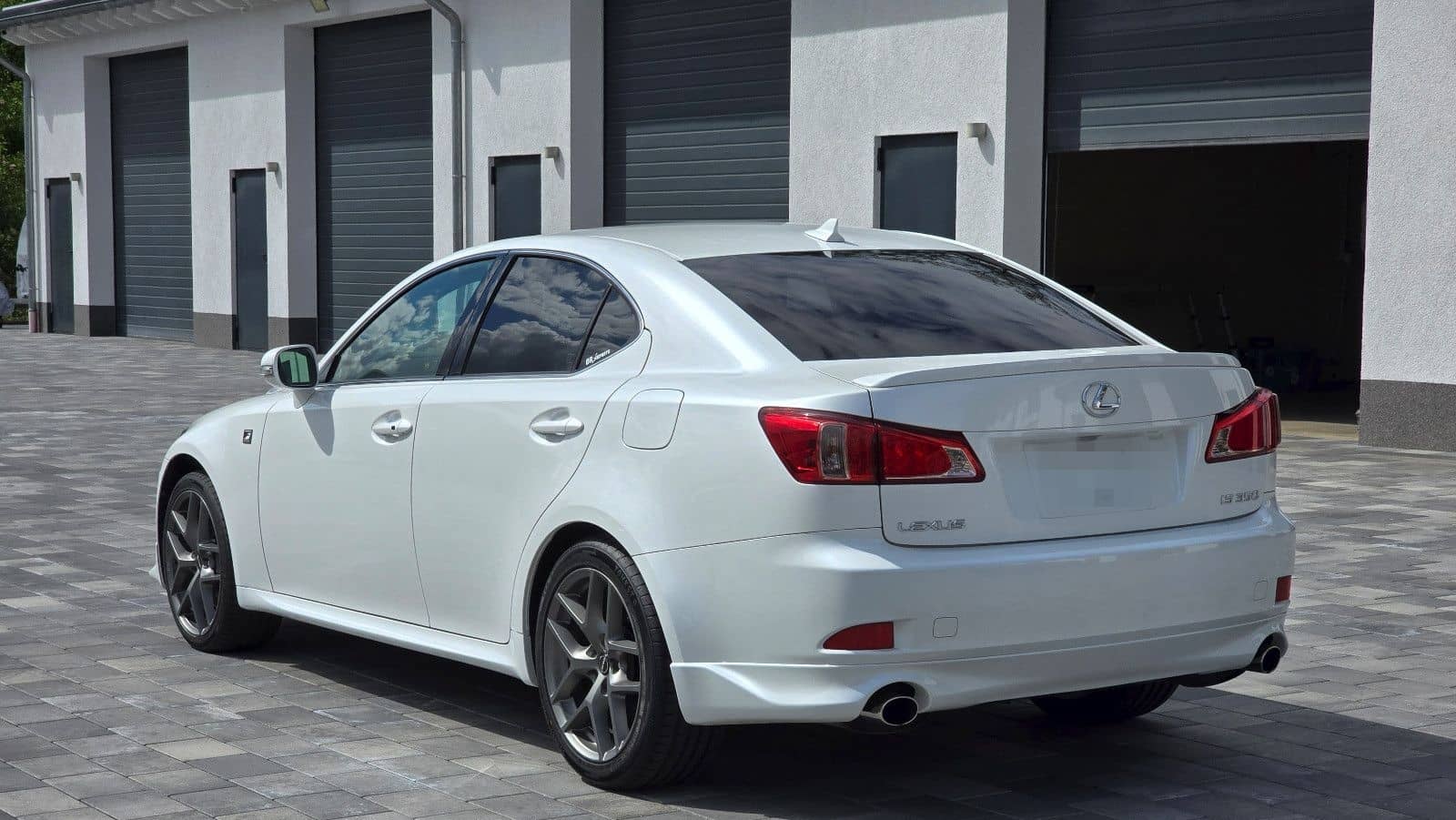 Lexus IS350 F-Sport Video großer Service foto 3