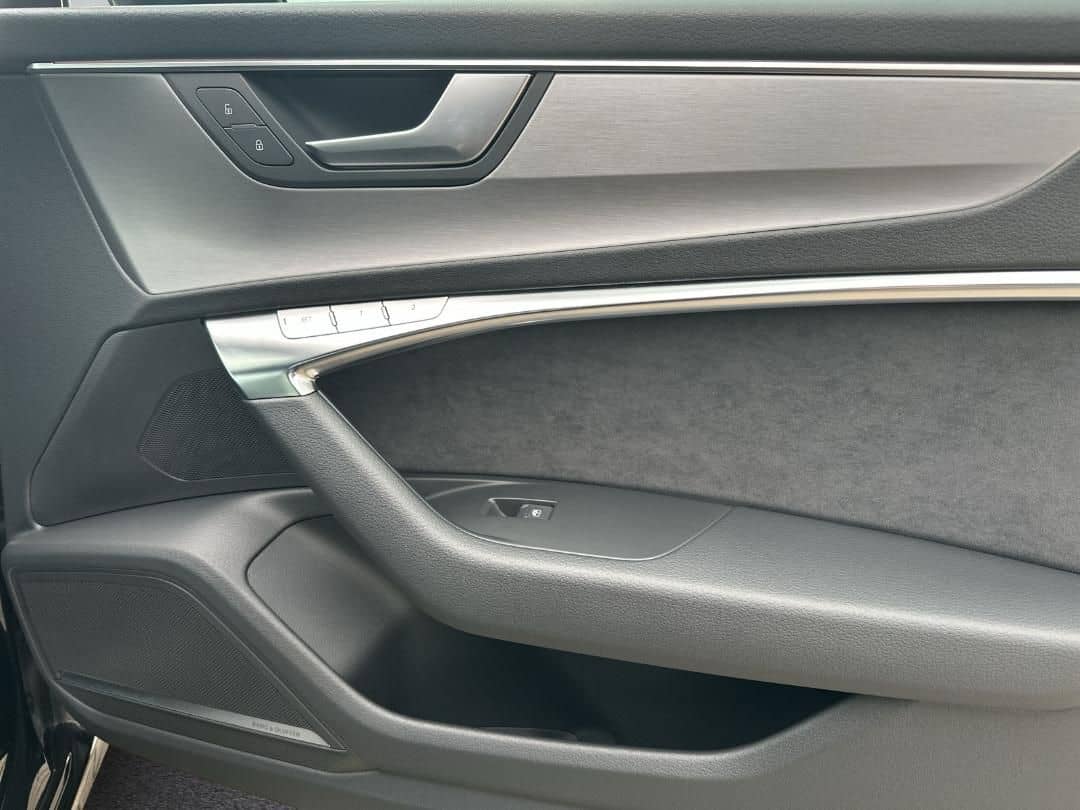 Audi S6 Avant TDI foto 9