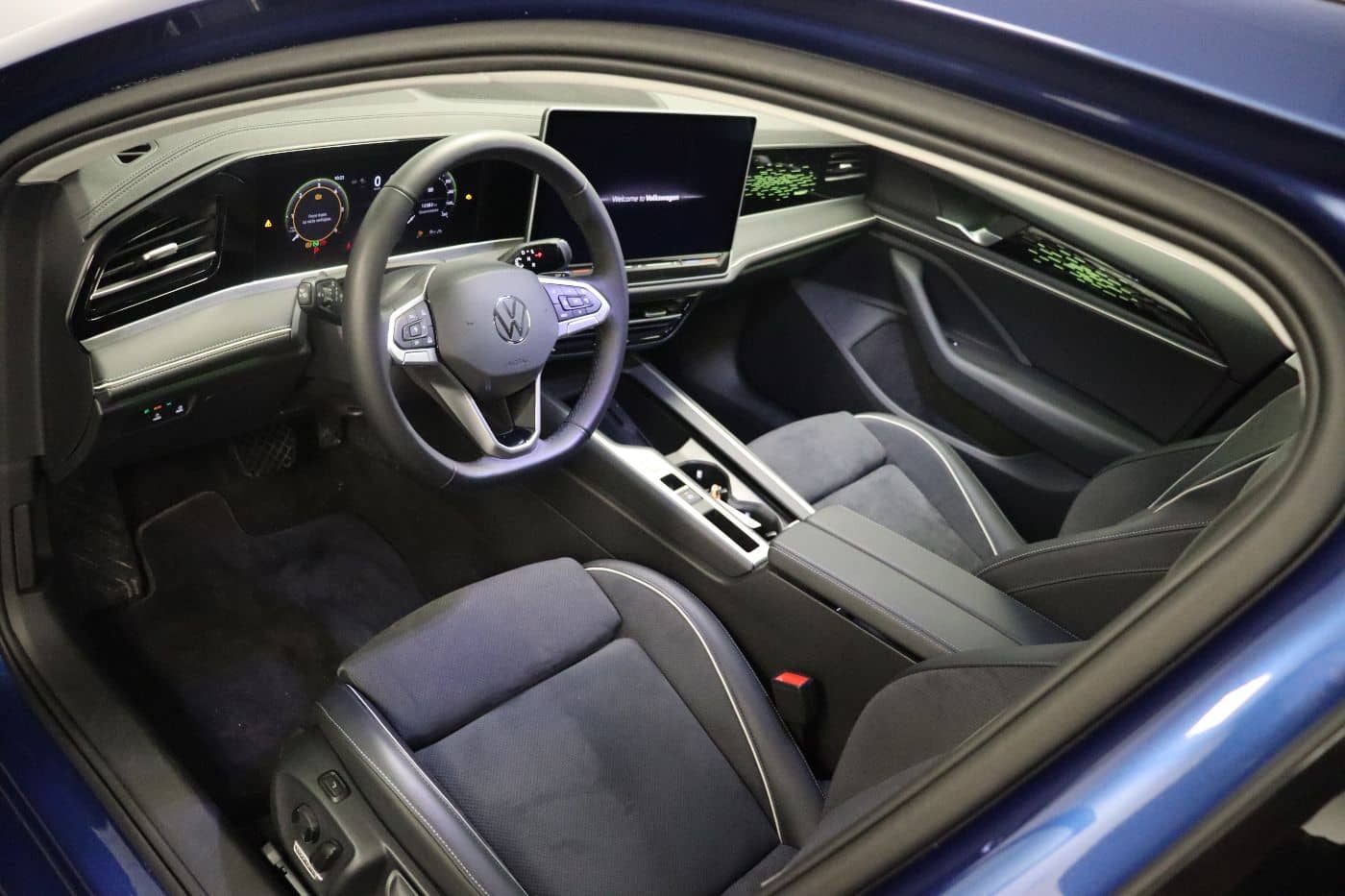 Volkswagen Passat Variant 2.0 TDI DSG Business CarPlay|HUD foto 9