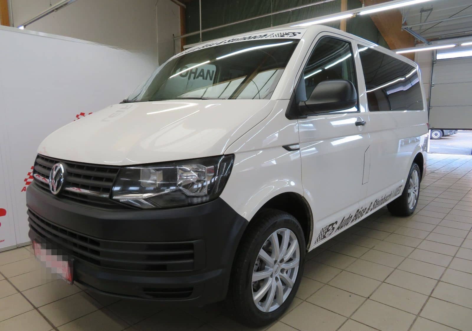 Volkswagen T6 Transporter Kombi KR *8-SITZER*KLIMA*AHK* foto 1