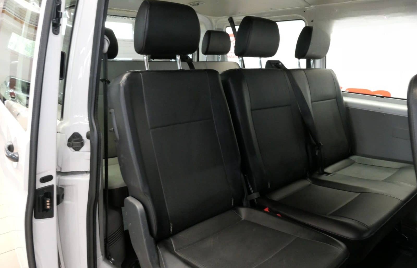 Volkswagen T6 Transporter Kombi KR *8-SITZER*KLIMA*AHK* foto 9
