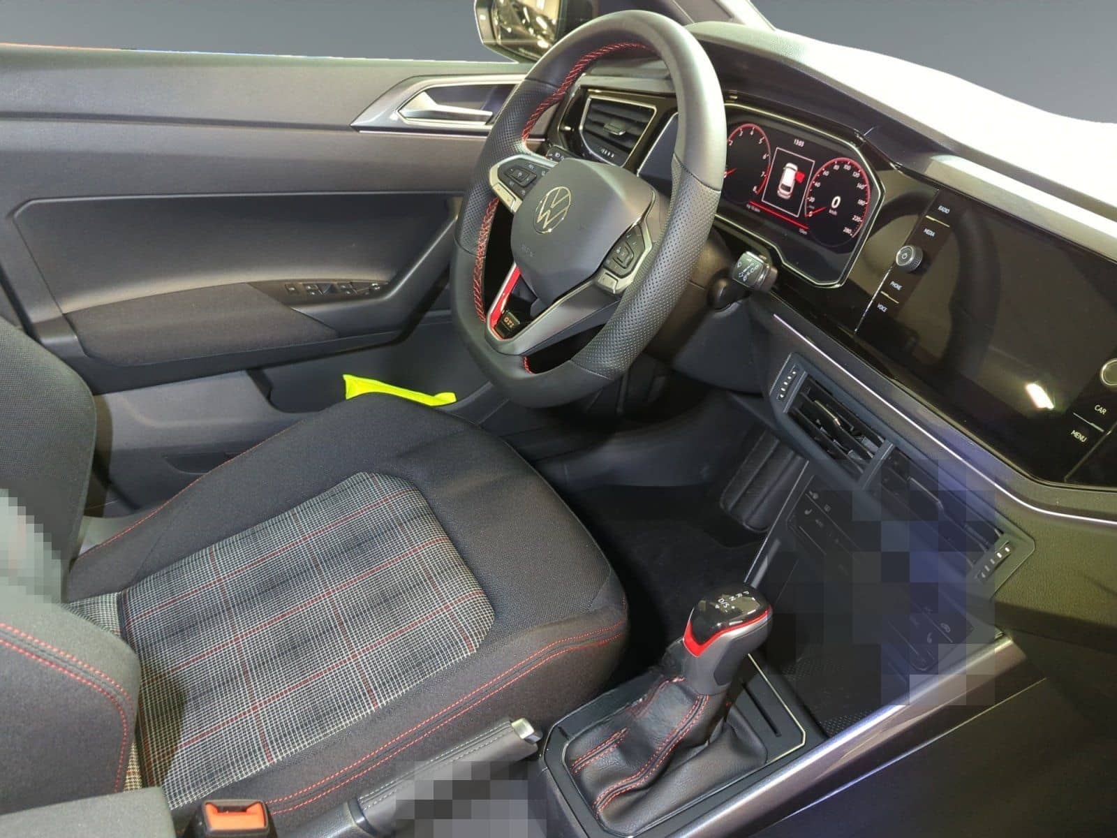 Volkswagen Polo GTI 2.0 TSI DSG MATRIX PANO KLIMA ACC foto 9