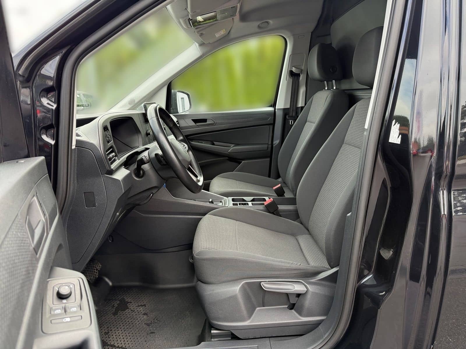 Volkswagen Caddy Maxi 2.0 TDI DSG 1. Hand Klima AHK PDC USB foto 10