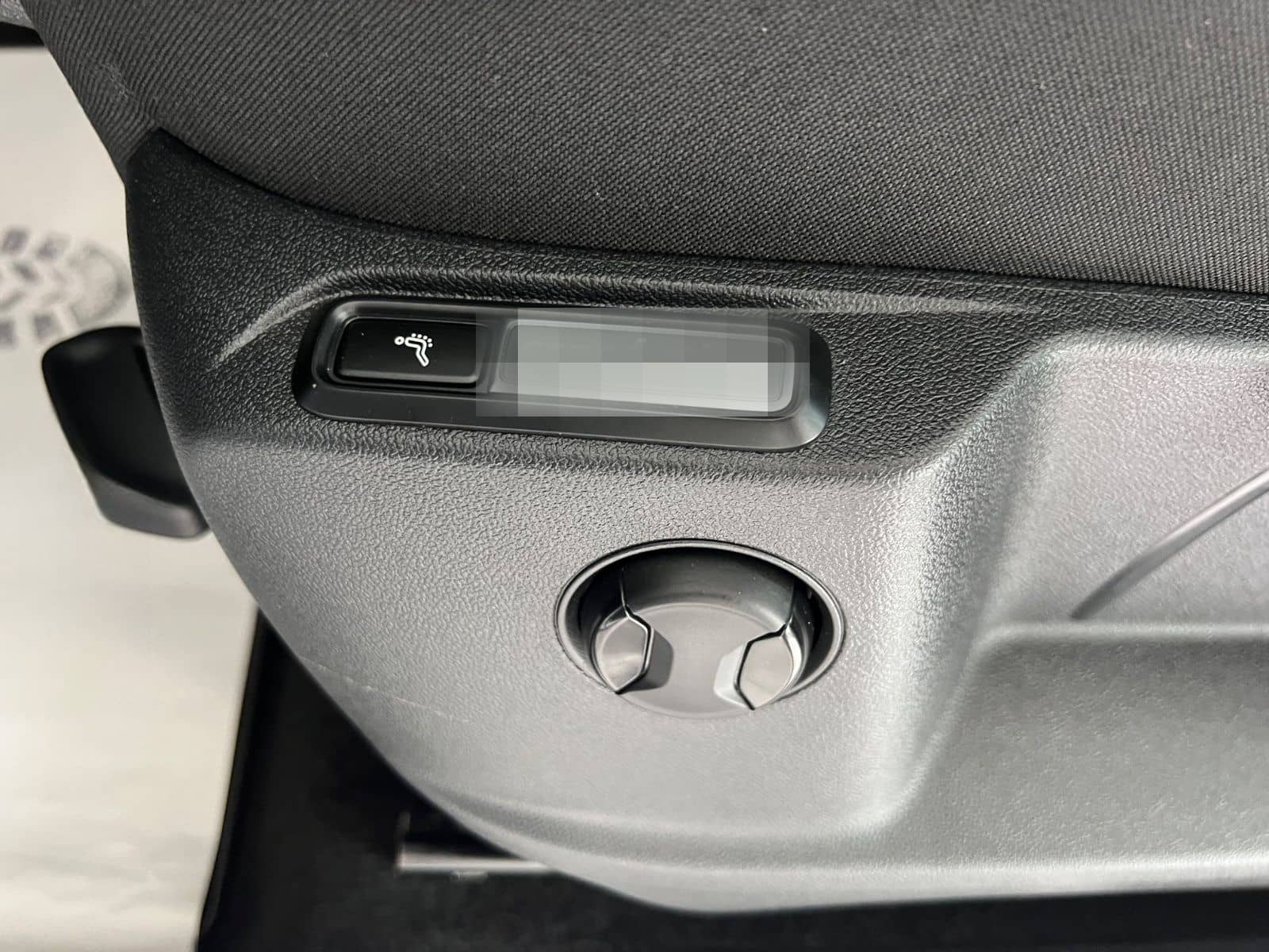 Volkswagen Tiguan Comfortline 2.0TDI *DIGITALTACHO*LED*360° foto 18