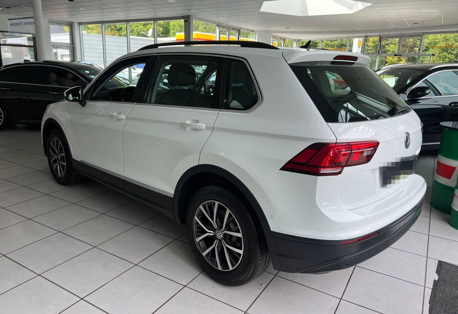 Volkswagen Tiguan Comfortline 2.0TDI *DIGITALTACHO*LED*360° foto 7