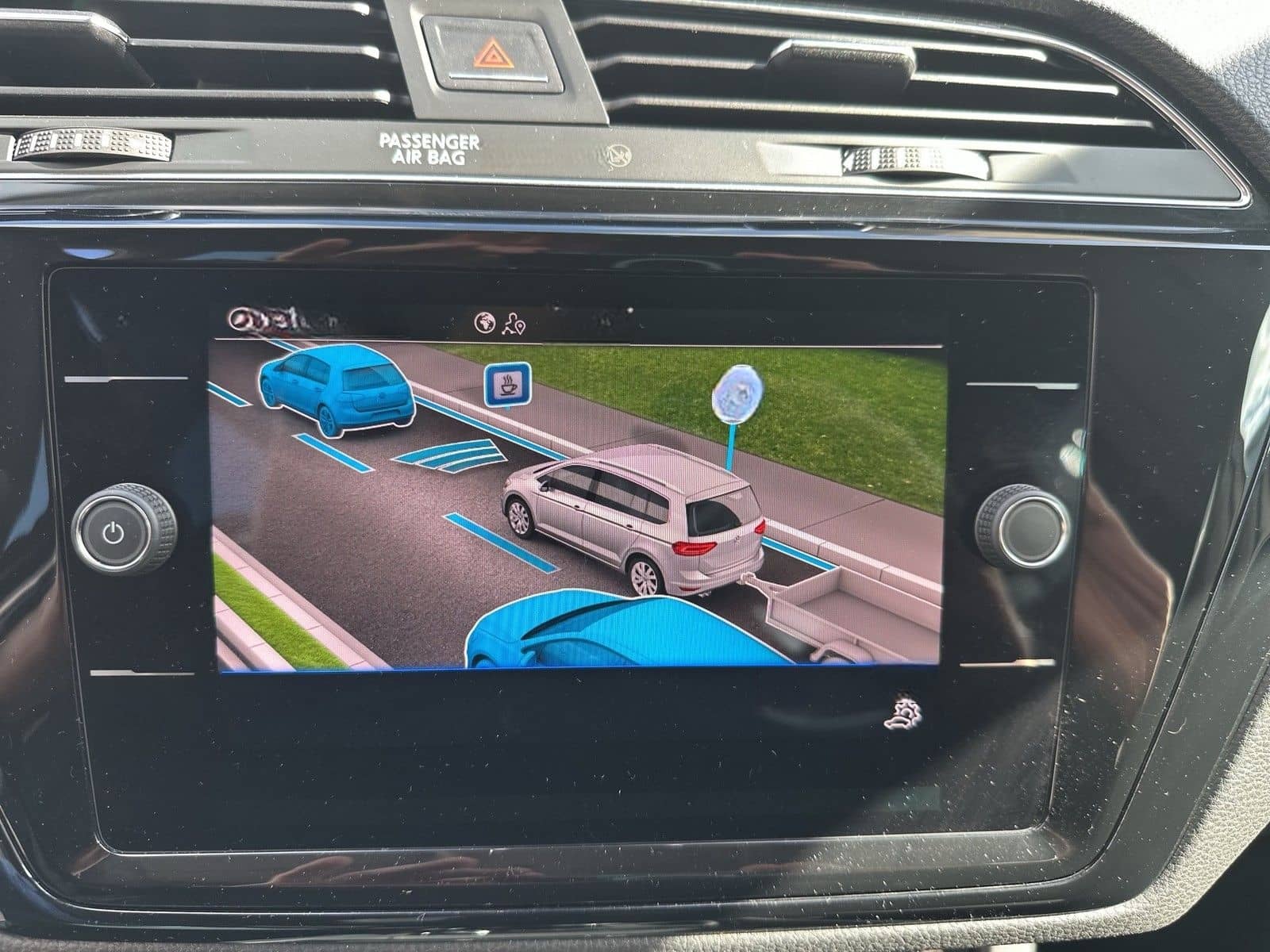 Volkswagen Touran Highline AHK,NAV,WR,KAM,ACC foto 18