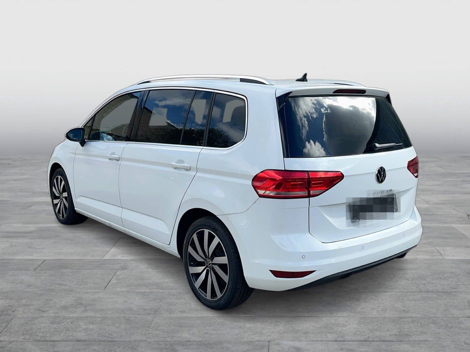 Volkswagen Touran Highline AHK,NAV,WR,KAM,ACC foto 3