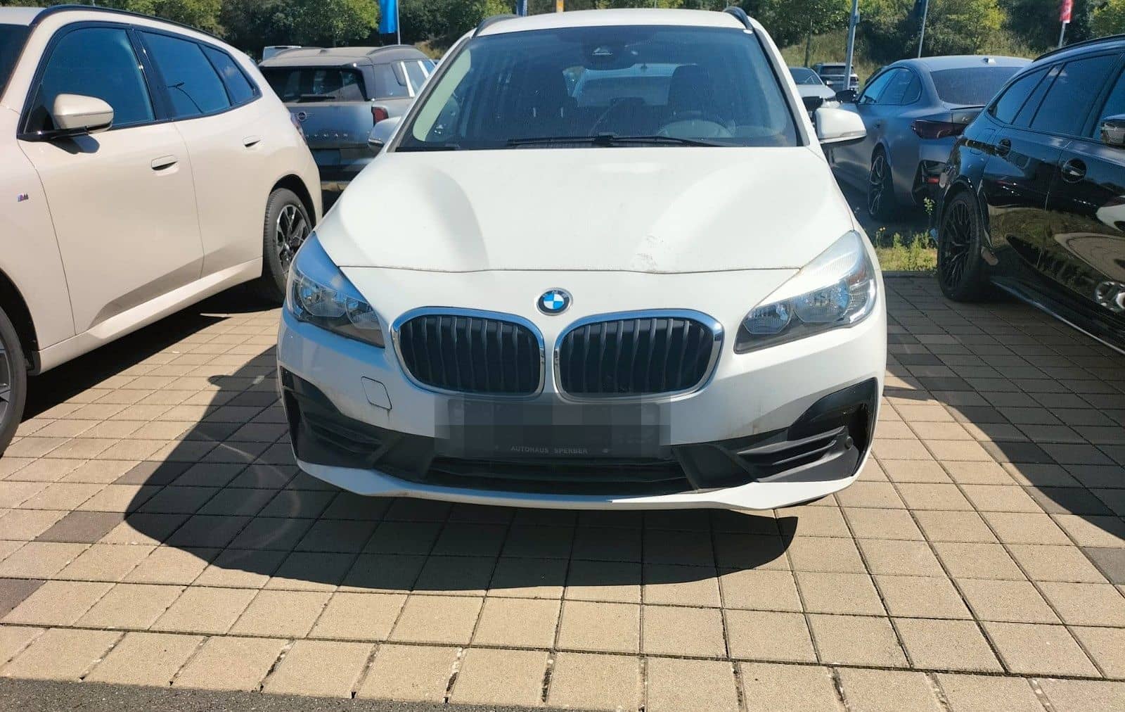 BMW 218d Gran Tourer Advantage *AHK*PDC foto 2