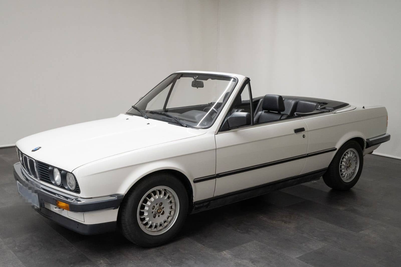 BMW 320i Cabriolet Automatik foto 1