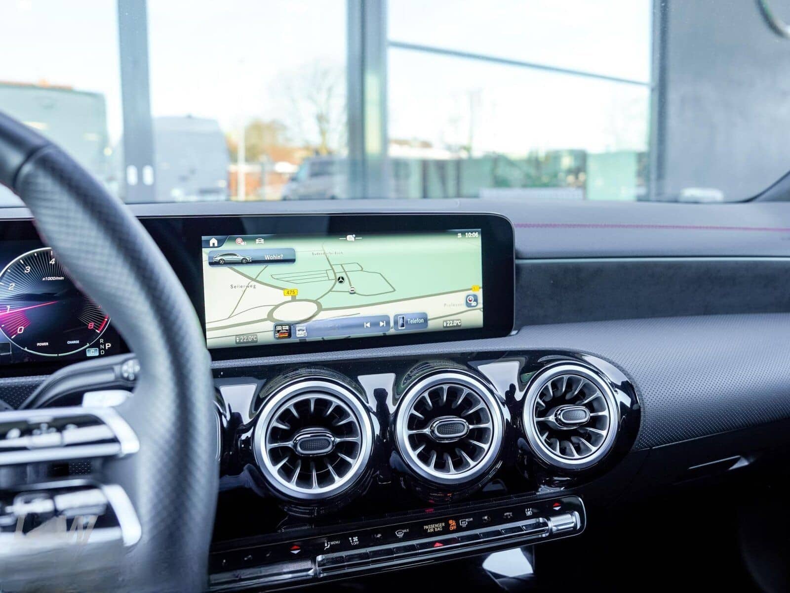 Mercedes-Benz CLA 200 SB AMG 360° FAP Pano Night Distr CarPlay foto 14