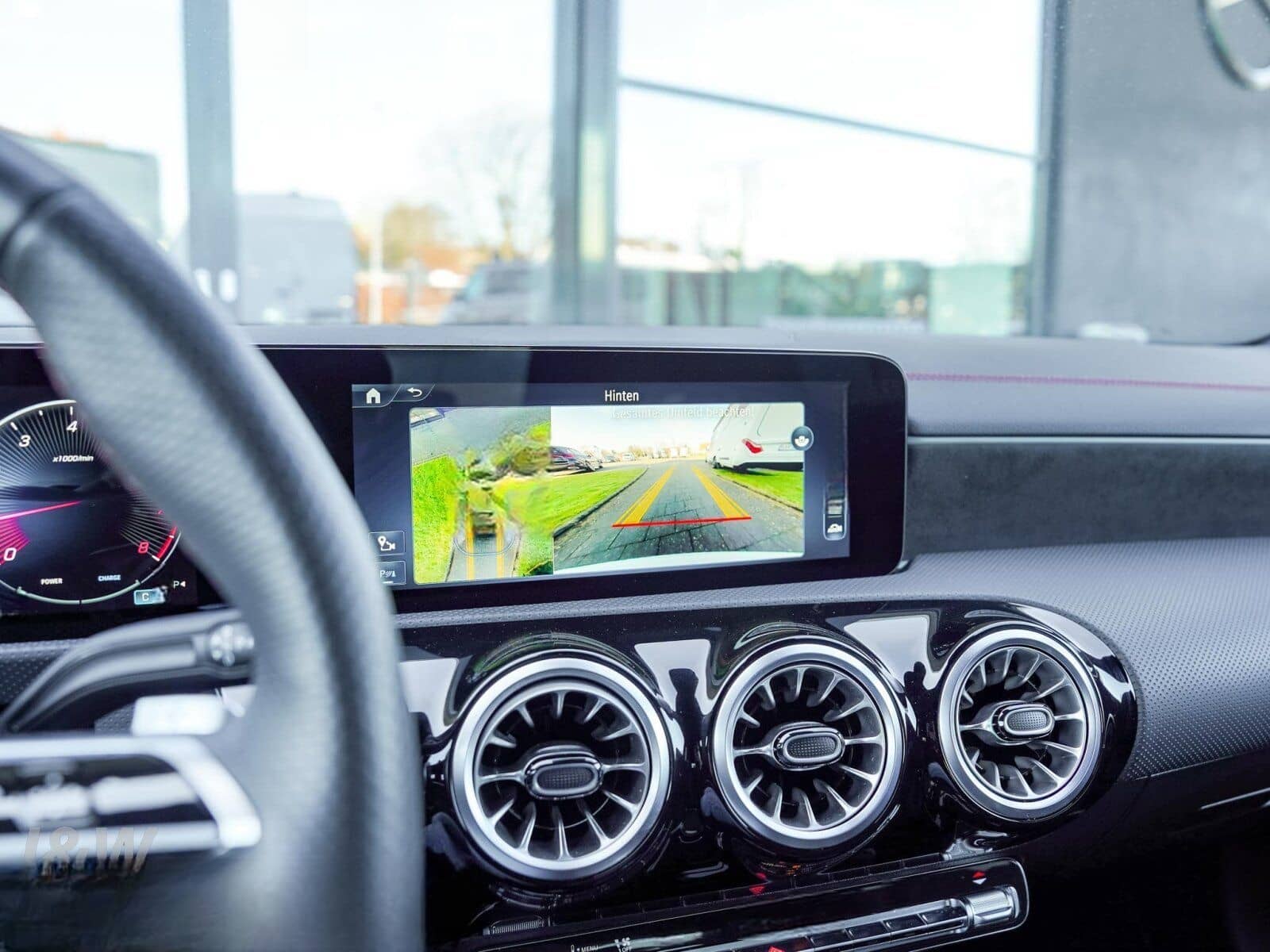 Mercedes-Benz CLA 200 SB AMG 360° FAP Pano Night Distr CarPlay foto 15