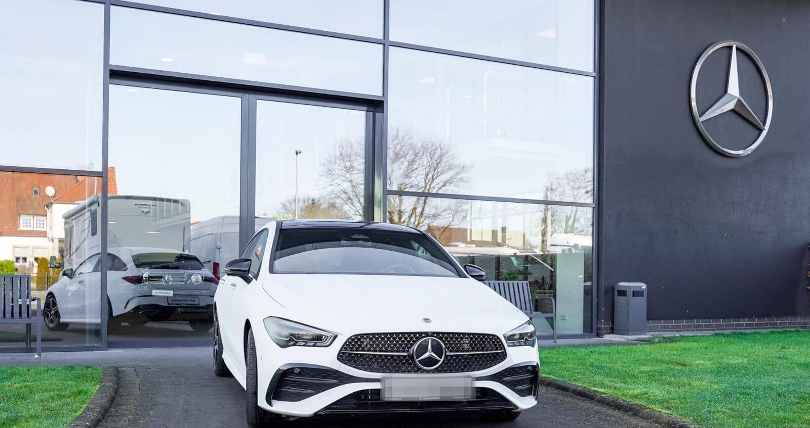 Mercedes-Benz CLA 200 SB AMG 360° FAP Pano Night Distr CarPlay foto 3