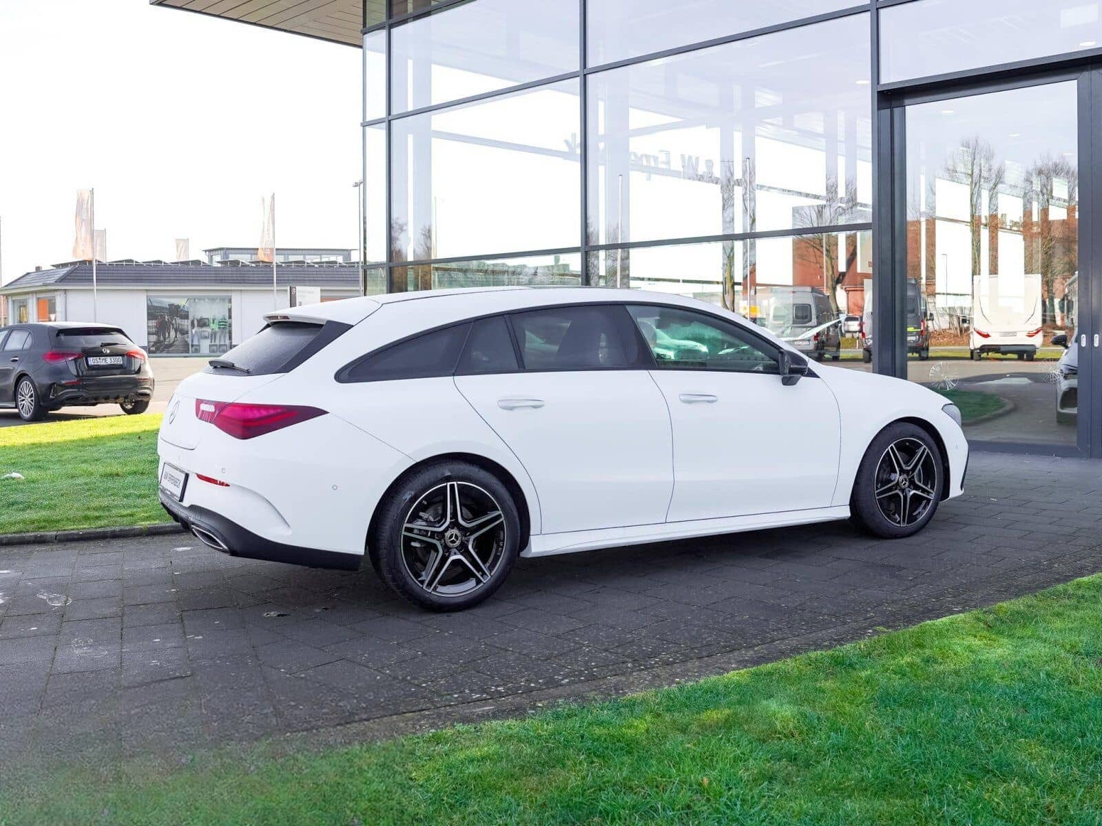 Mercedes-Benz CLA 200 SB AMG 360° FAP Pano Night Distr CarPlay foto 5