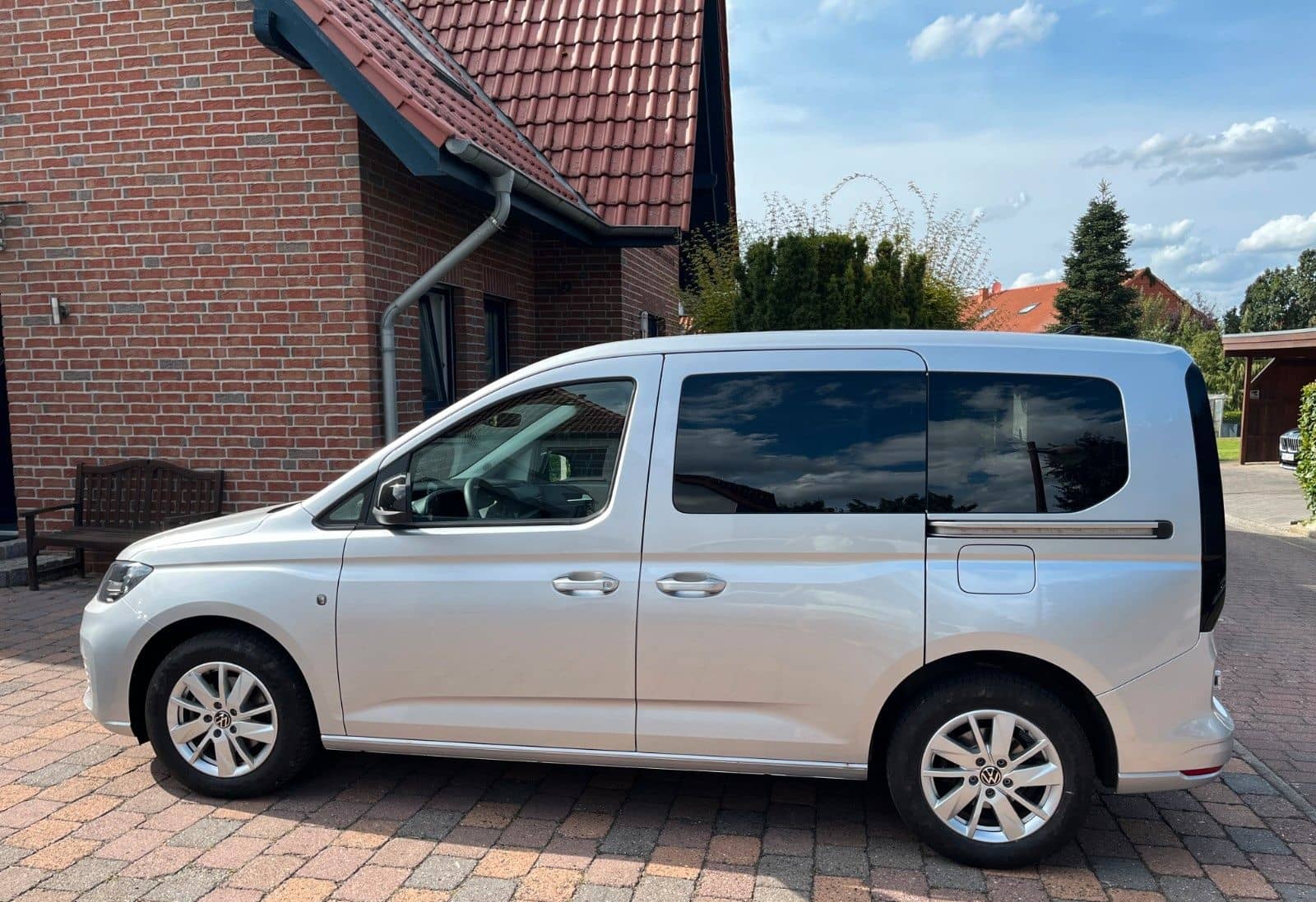 Volkswagen Caddy Life foto 3