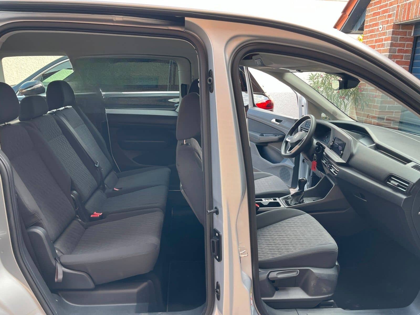 Volkswagen Caddy Life foto 6