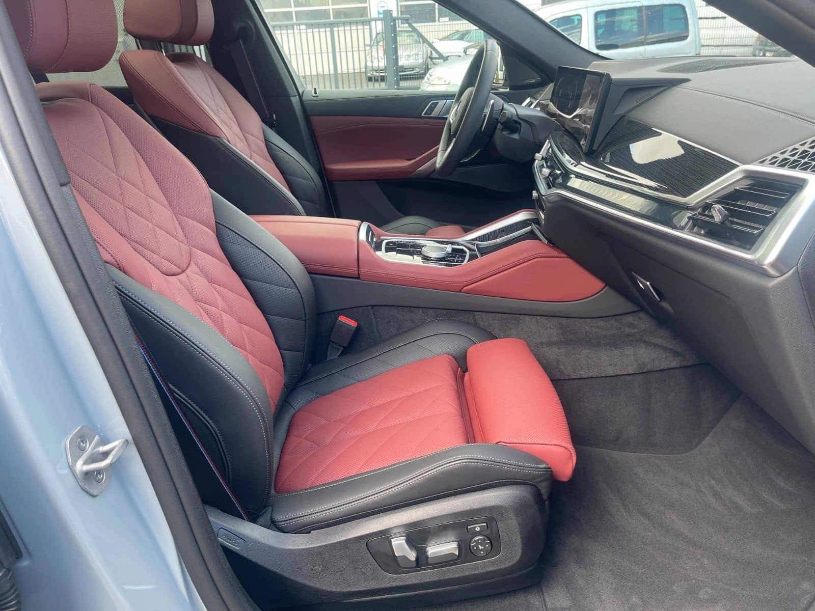 BMW X6 30d xDrive M Sport Pano Kamera Leder 22 Zoll foto 13