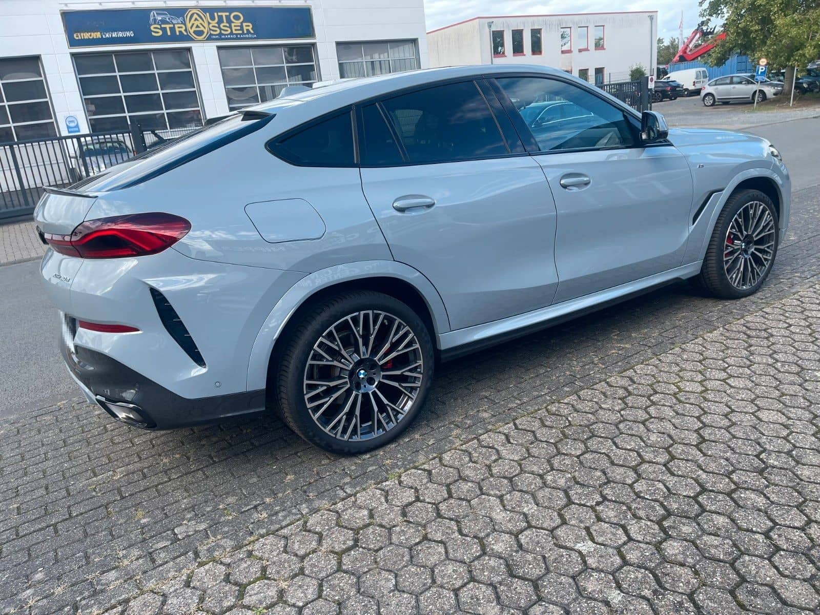BMW X6 30d xDrive M Sport Pano Kamera Leder 22 Zoll foto 8