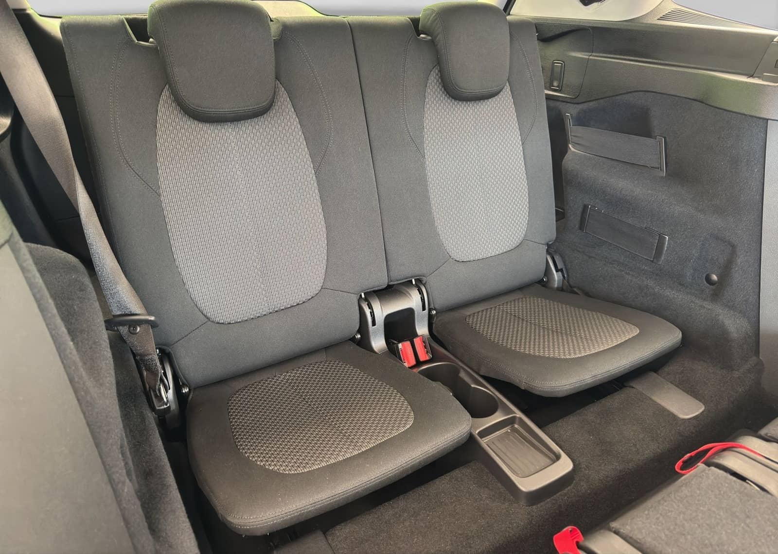 BMW 218i Gran Tourer 7-Sitzer+LED+Navi+Kamera+AHK foto 16