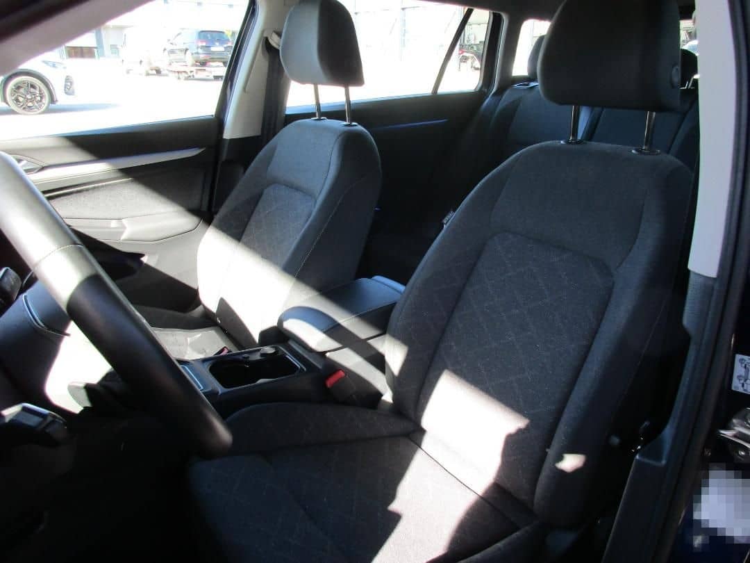 Volkswagen Golf Variant Life 1,5 TSI DSG AHK,ACC,3,99% Fina foto 9