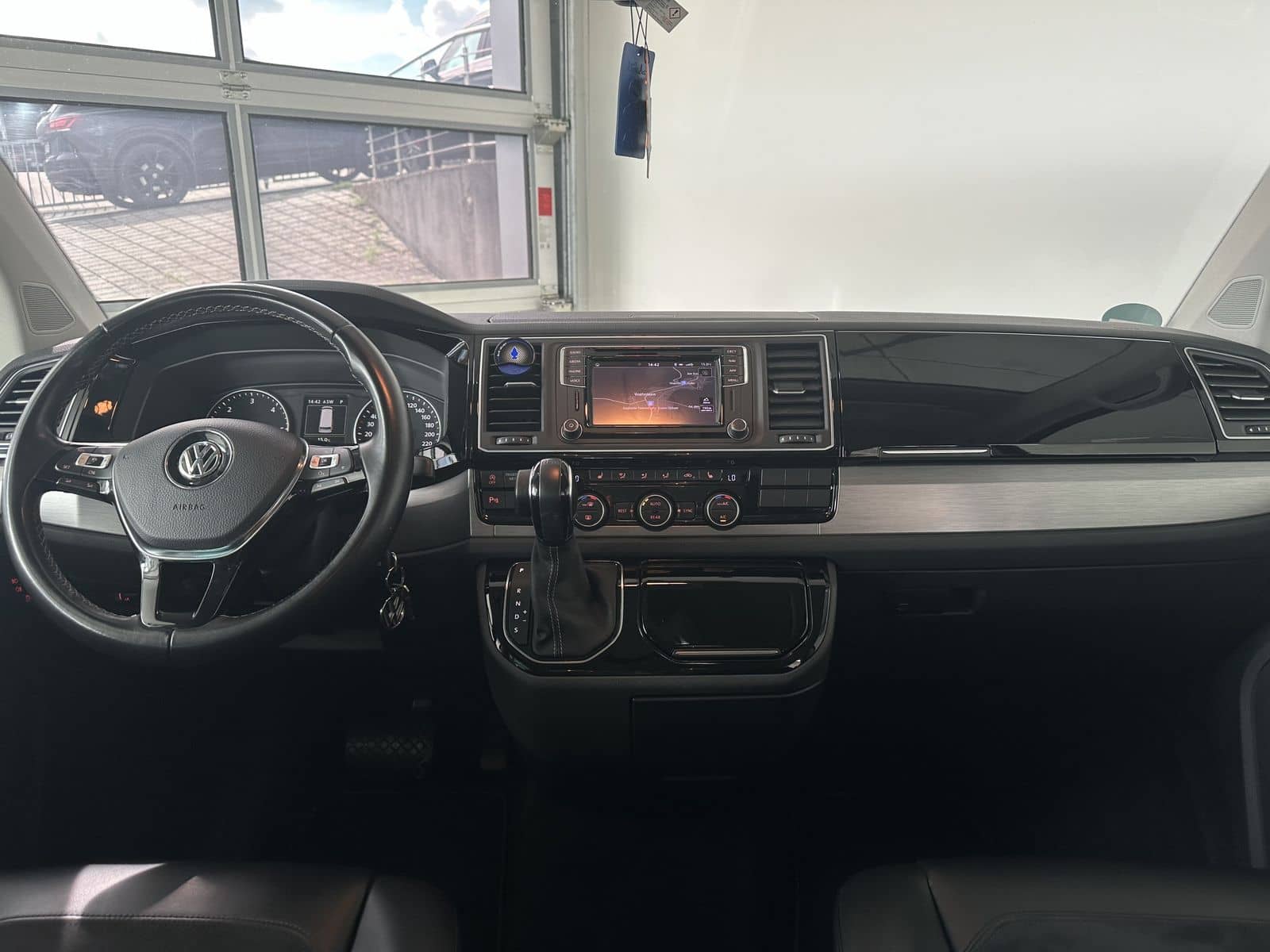 Volkswagen T6 Multivan |AHK|S-DACH|KAM|ACC|LED|DSG foto 10