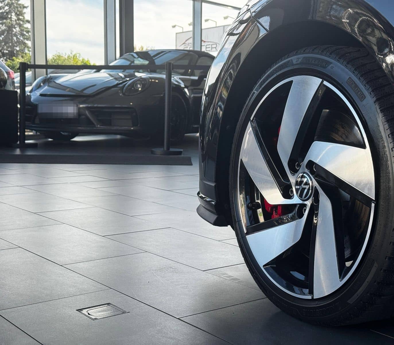 Volkswagen Golf VIII Lim. GTI Clubsport 2.0 TSI "LED/Pano" foto 16