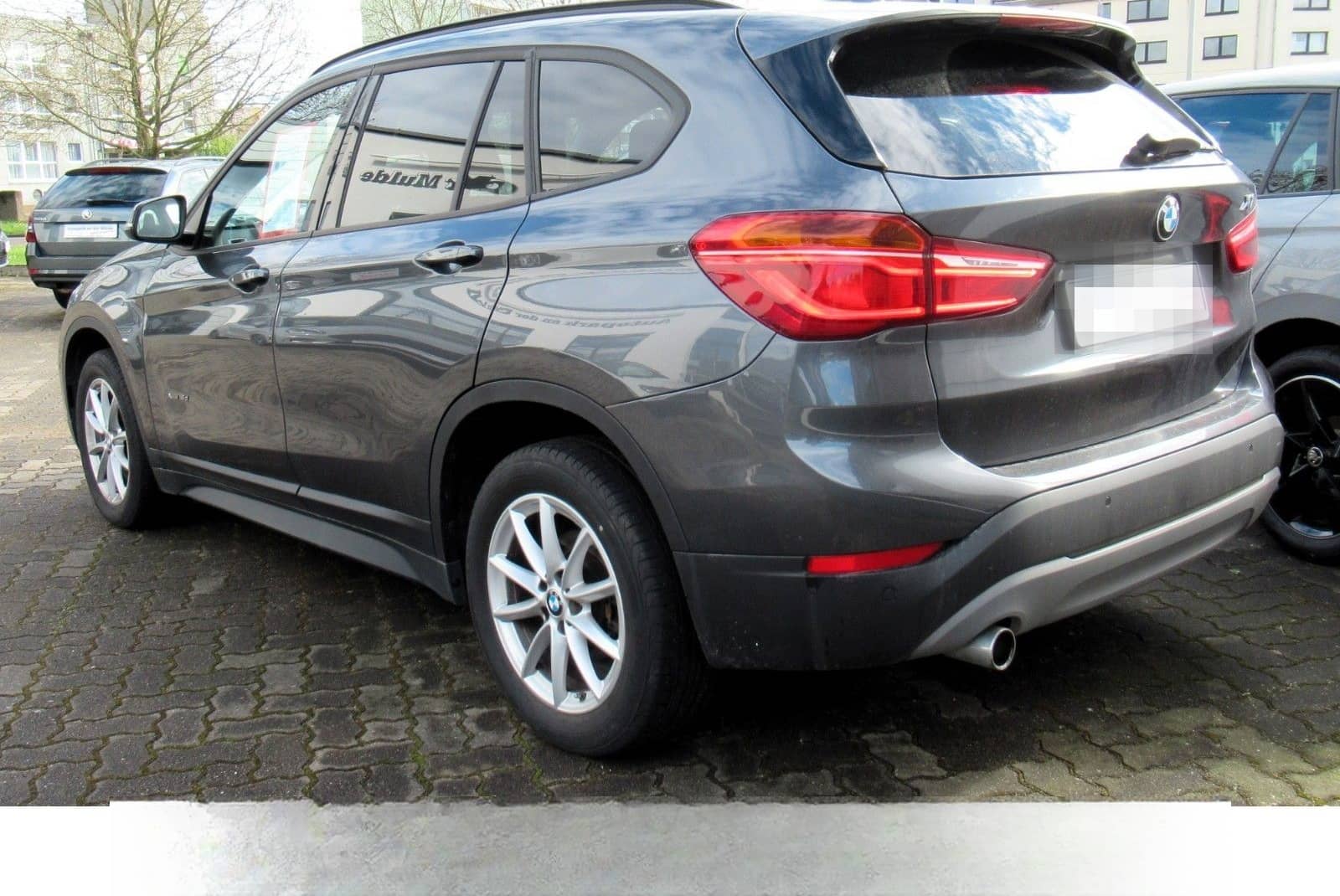 BMW X1 xDrive18d*Navi*LED*SH*Sportsitze foto 4
