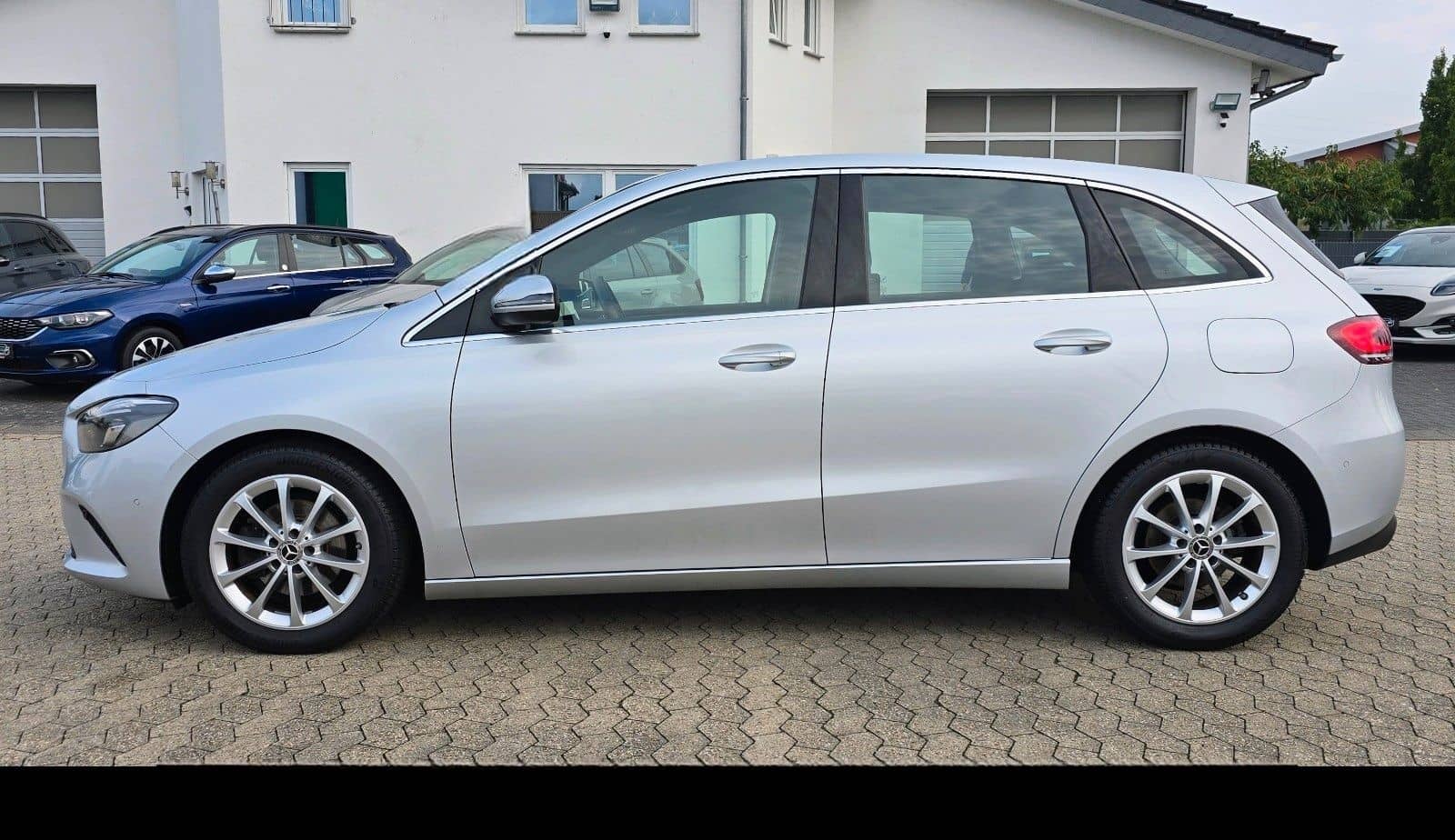 Mercedes-Benz B 180 Progressive*MBUX*LEDER*KAMERA+TOTW+LED foto 8