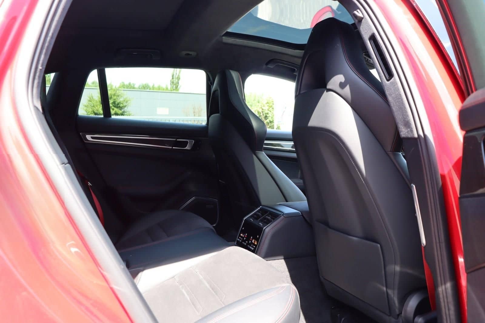 Porsche Panamera GTS Sport Turismo +SPORT-DESIGN+STANDHE foto 11