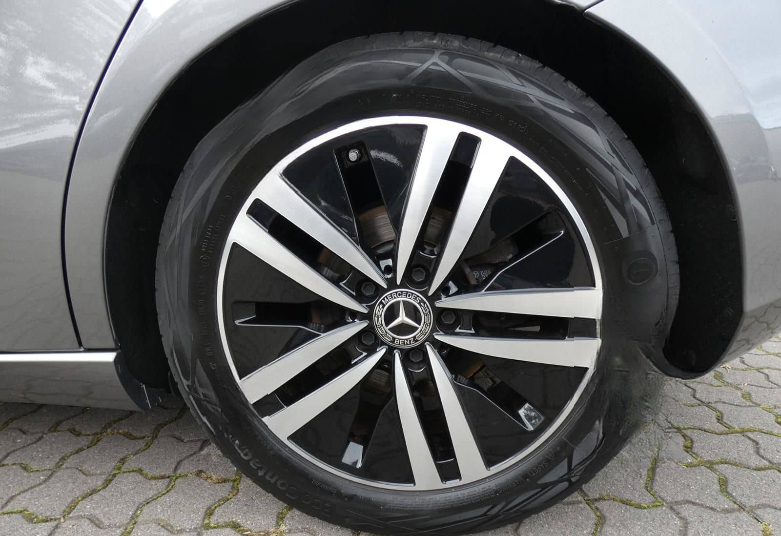 Mercedes-Benz A 200 d 8 G-DCT Progressive LED AHK RFK NAV DIST foto 15