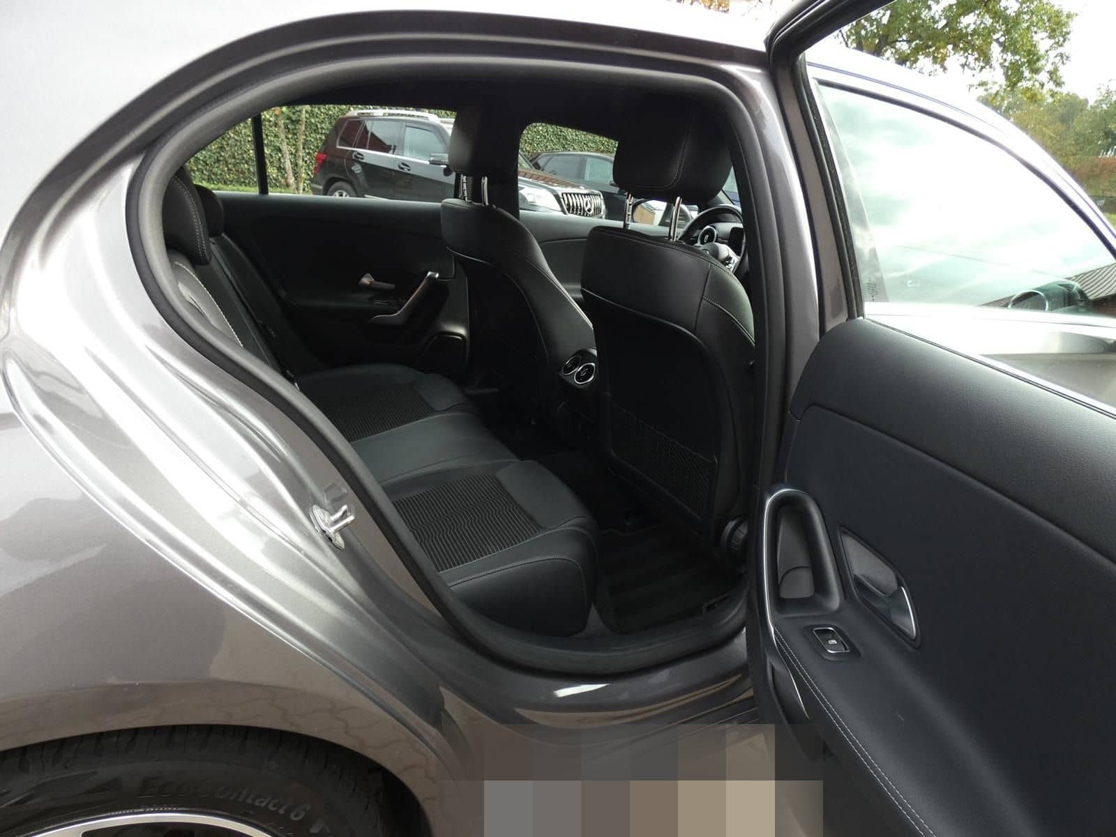 Mercedes-Benz A 200 d 8 G-DCT Progressive LED AHK RFK NAV DIST foto 10