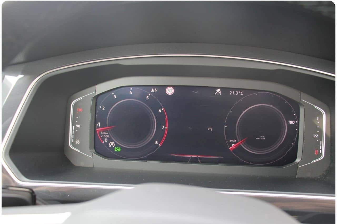 Volkswagen Tiguan Move 1.5 TSI DSG STANDH. AREA VIEW IQ foto 19