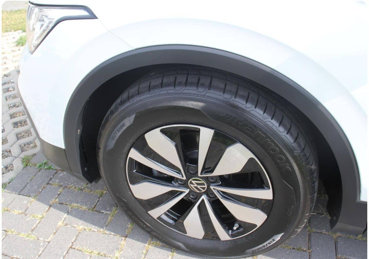 Volkswagen Tiguan Move 1.5 TSI DSG STANDH. AREA VIEW IQ foto 10