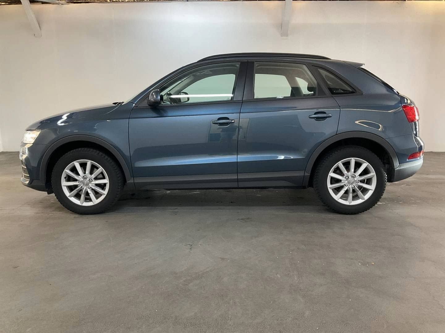 Audi Q3 TFSI S-Tronic AHK NAVI Xenon Tempo Plus 1.Hd foto 6