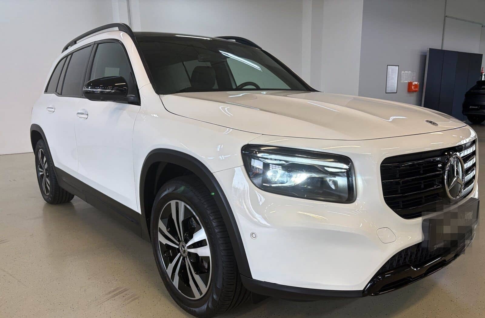 Mercedes-Benz GLB 200 Prog Adv Plus Pano 360 Cam AHK Multibeam foto 3