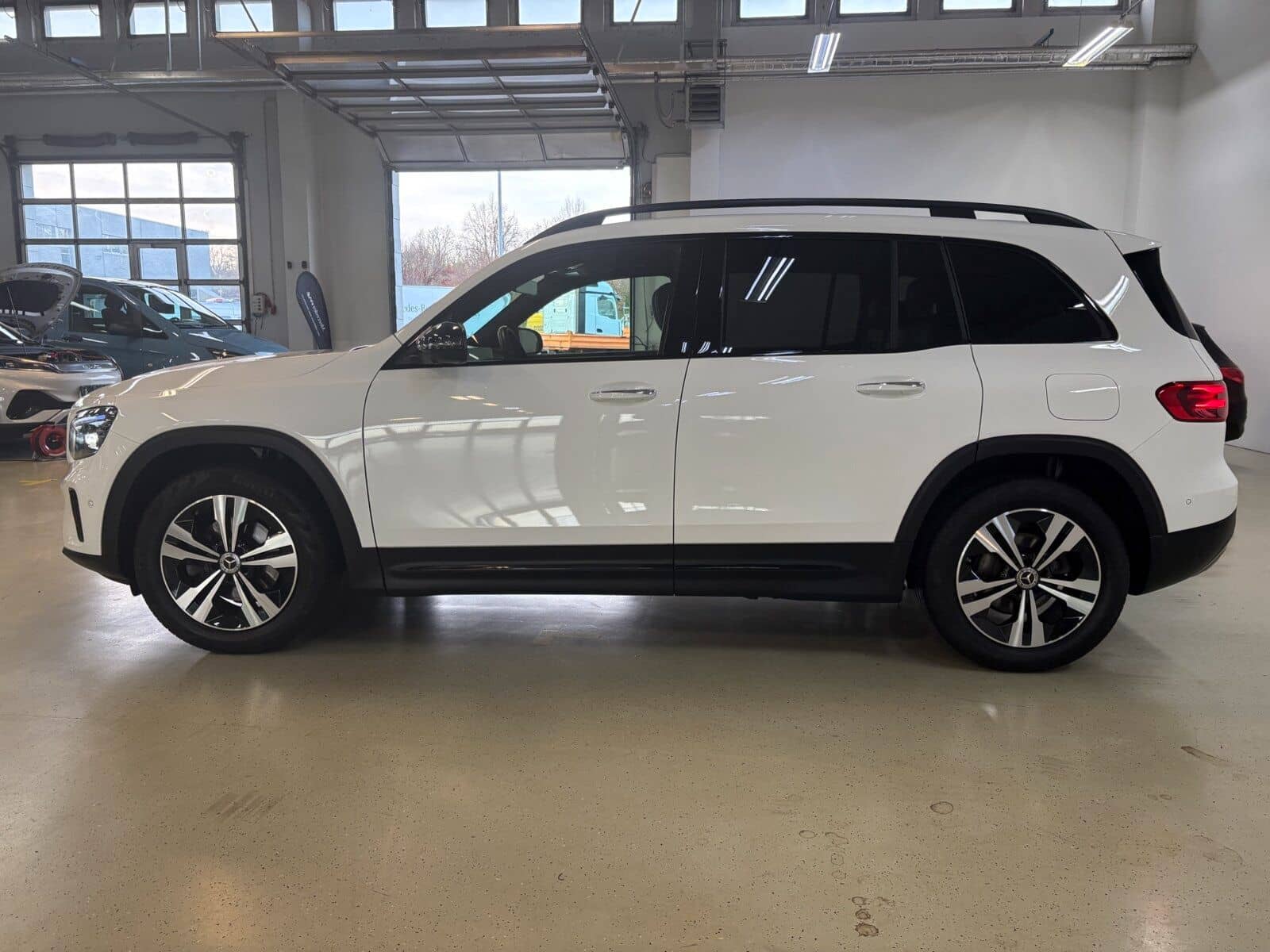 Mercedes-Benz GLB 200 Prog Adv Plus Pano 360 Cam AHK Multibeam foto 8