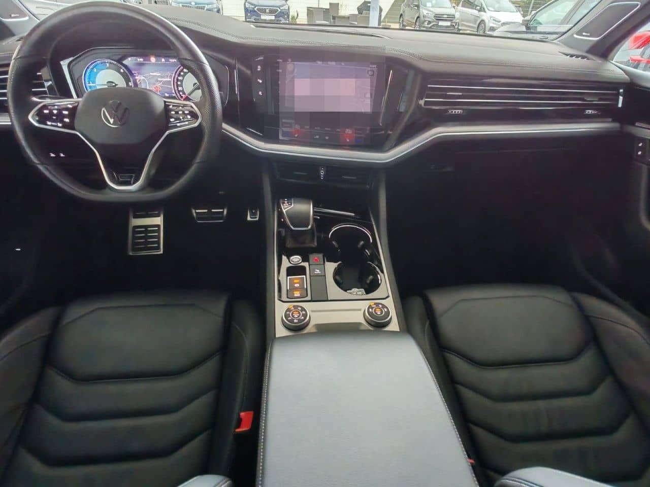 Volkswagen Touareg 3.0 TDI DSG R-LINE,AHK,ACC,ALLRADL,PANO foto 9