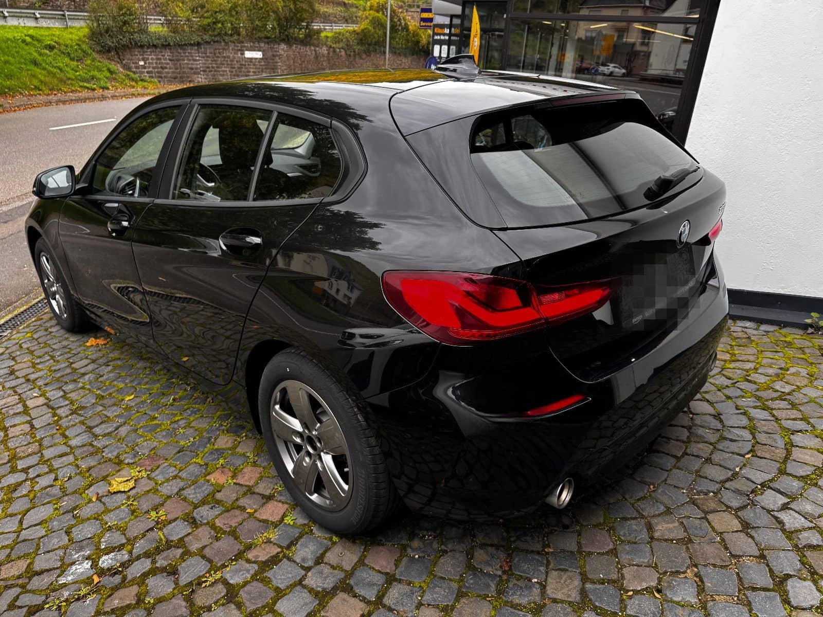 BMW 118 d Advantage foto 1