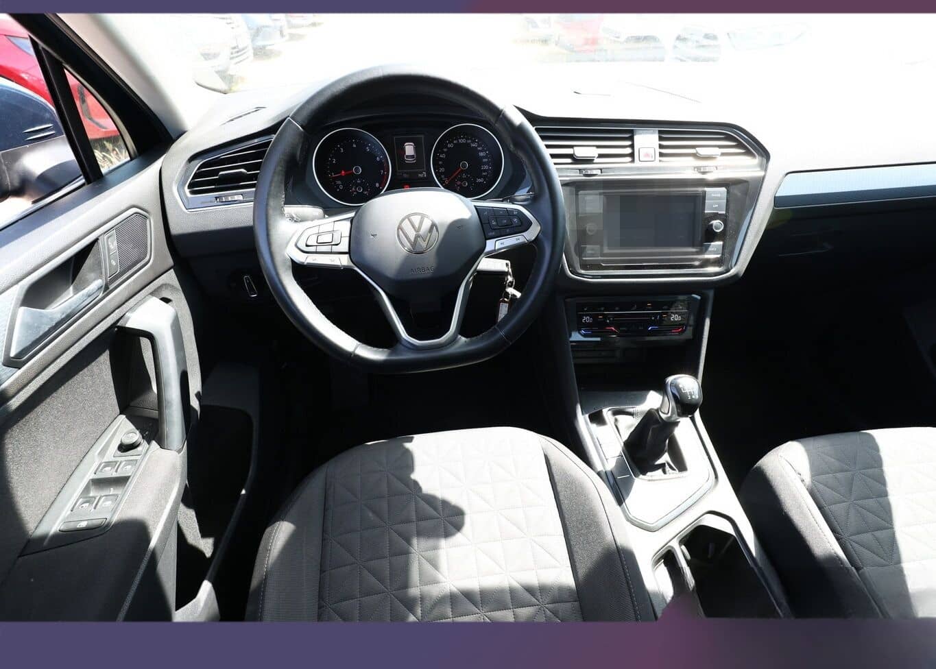 Volkswagen Tiguan 1.5 TSI 150 Life Pano AHK ParkAs AppC SHZ foto 7