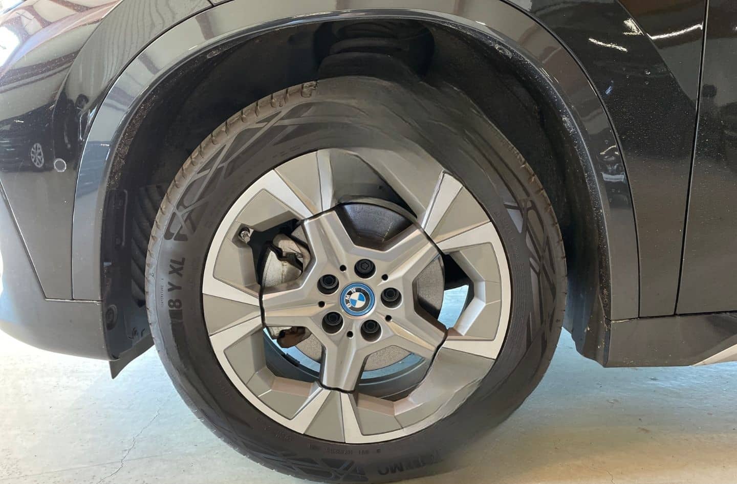 BMW iX1 eDrive20 Elektro AHK Pano Adap.LED Head-Up foto 13