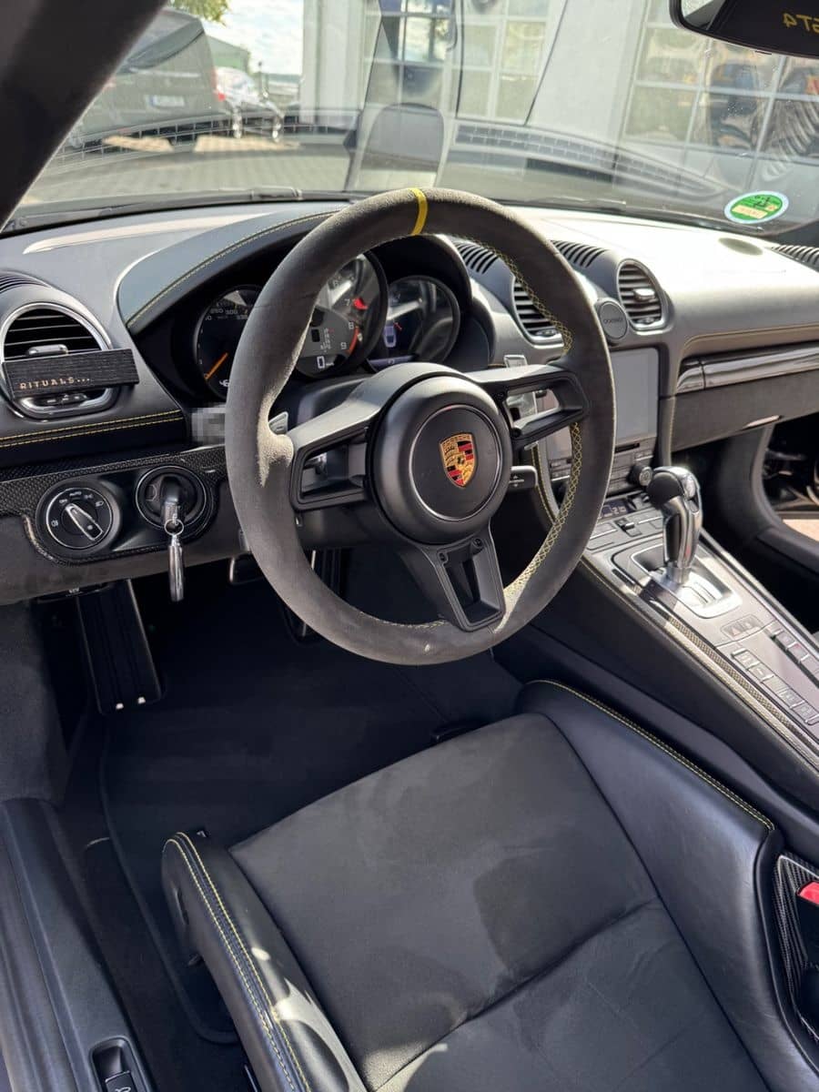 Porsche Cayman GT4 Clubsport-Paket Vollschalensitze foto 16