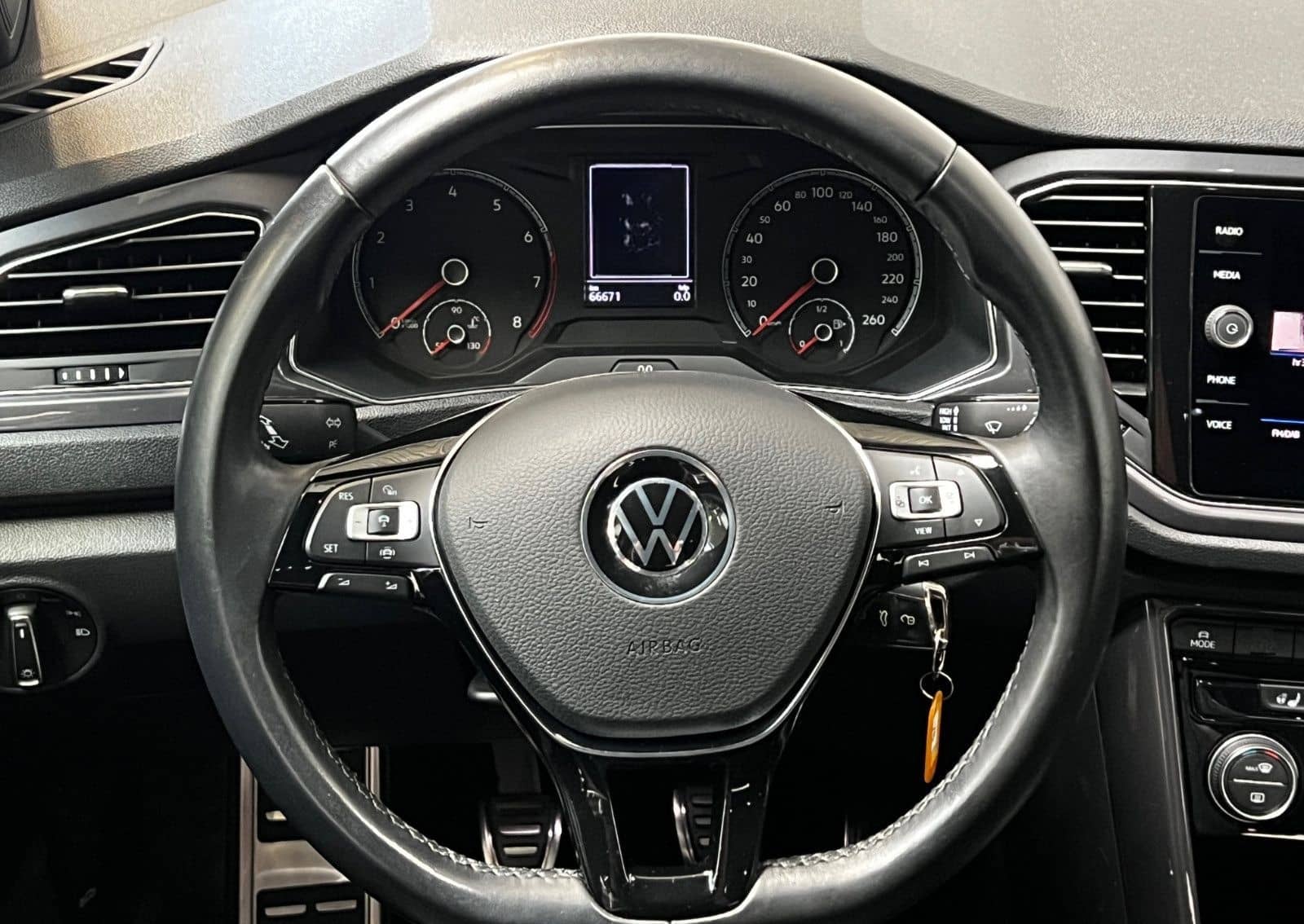 Volkswagen T-Roc 1.5 TSI Sport Navi ACC LED SZH Kamera foto 19
