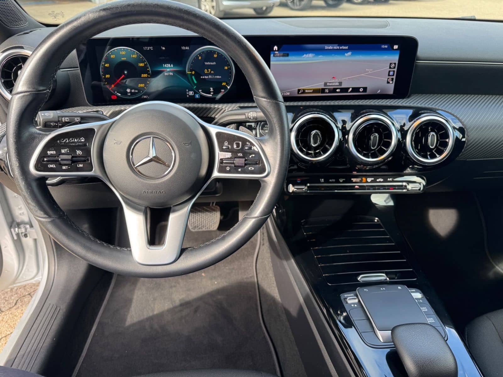 Mercedes-Benz CLA 180 Shooting Brake Euro 6d,LED,Navi foto 14